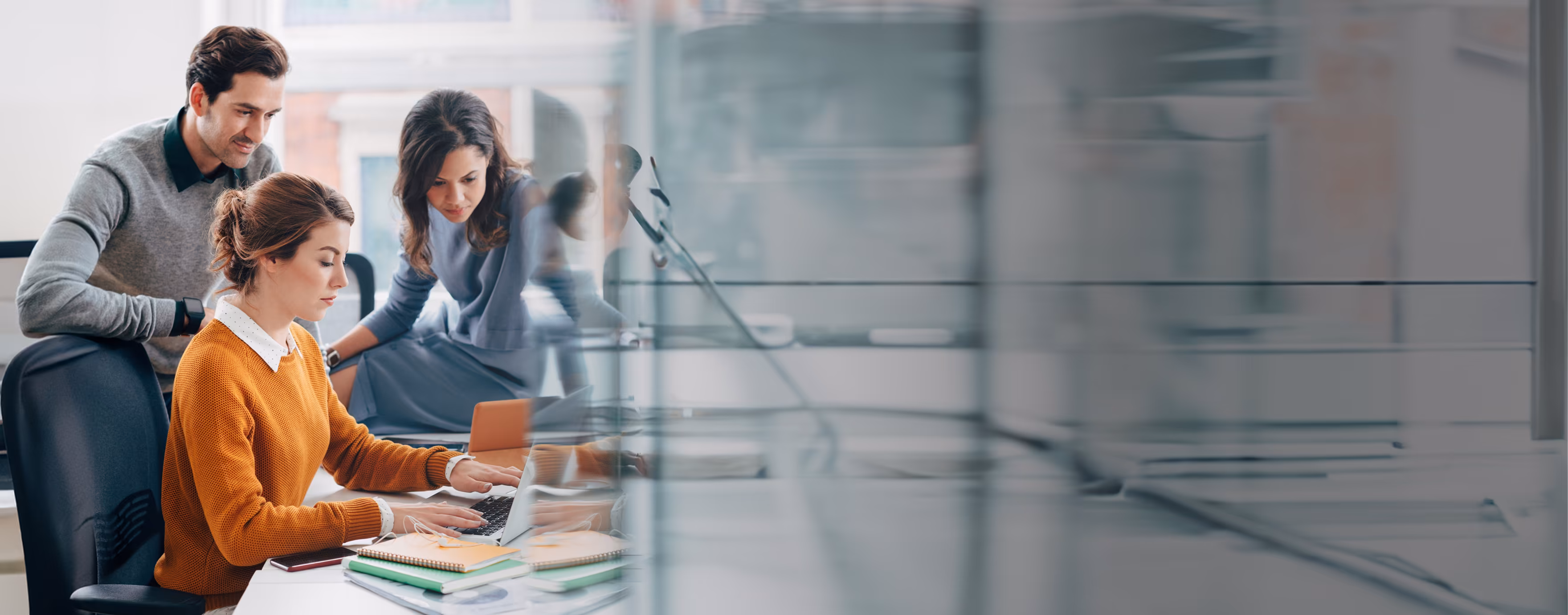 about-us_02_cta-with-blur