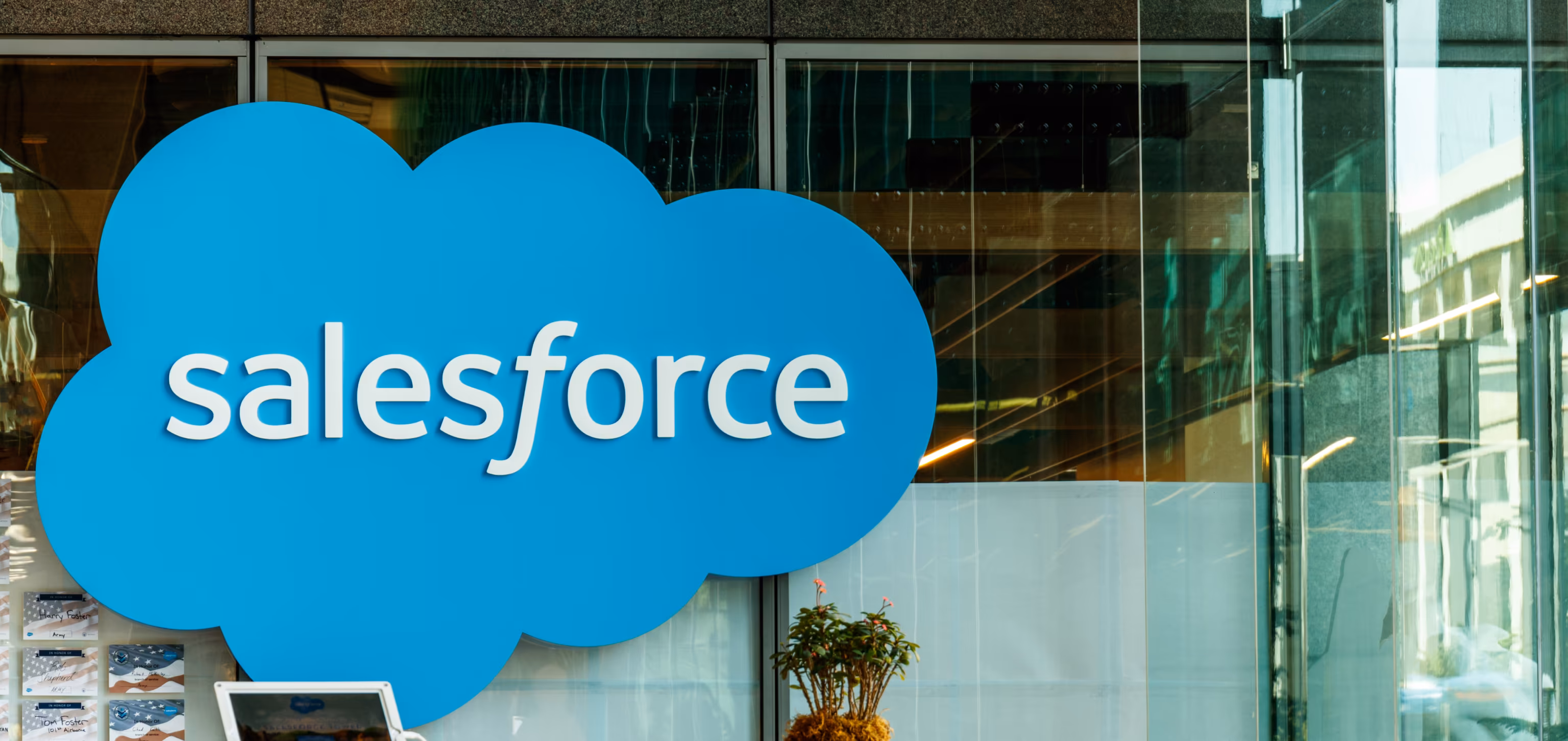 salesforce-clouds-sales_00_hero